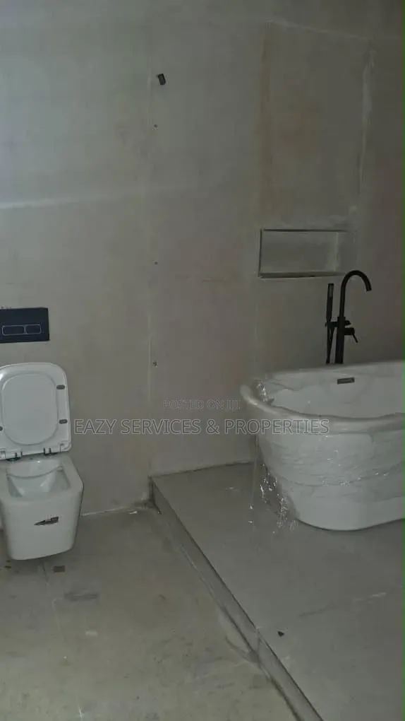 5bdrm Duplex in Lekki Phase One for rent
