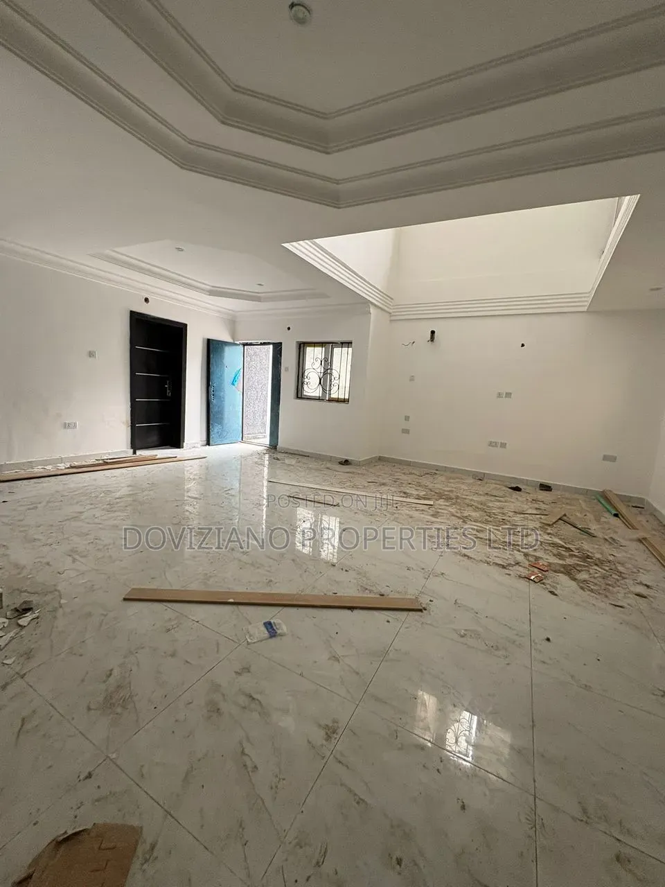 3bdrm Duplex in Lekki Phase 1 for rent
