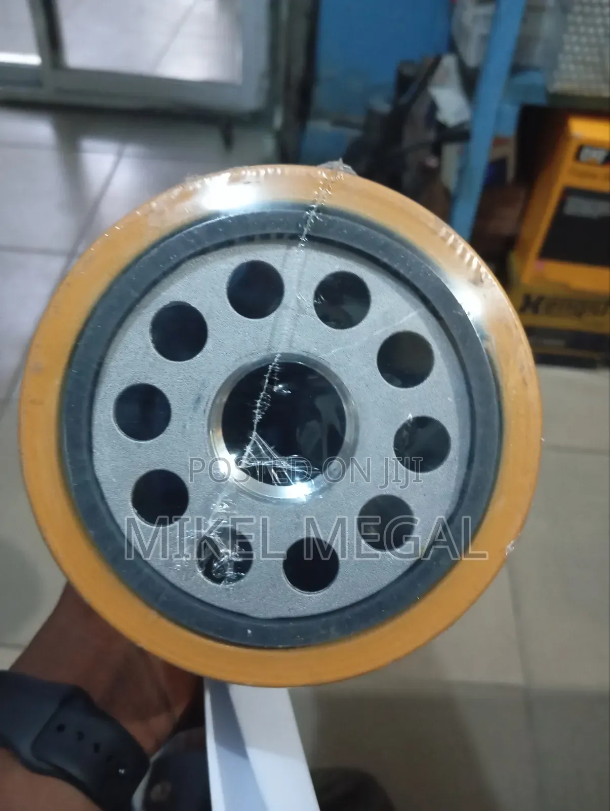 Cat Engine Oil Filter 1R - 1808
