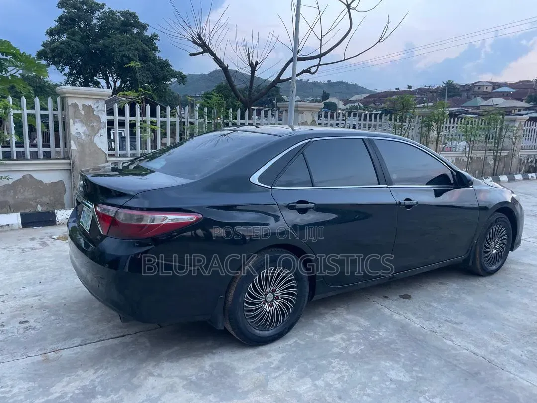 Toyota Camry SE 4dr Sedan (2.5L 4cyl 6A) 2016 Black