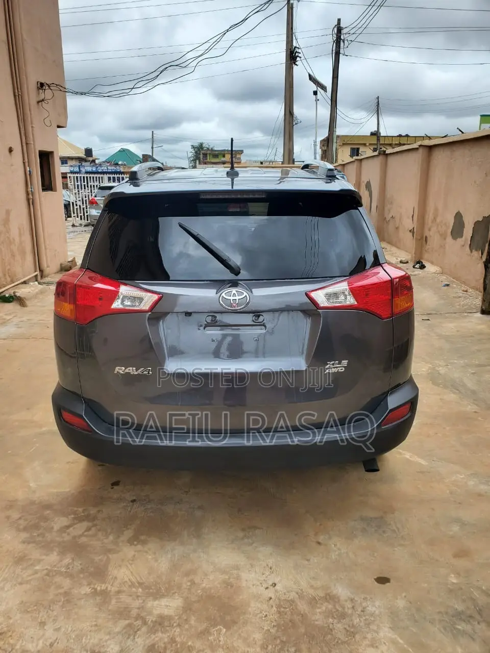 Toyota RAV4 XLE 4dr SUV (2.5L 4cyl 6A) 2014 Gray