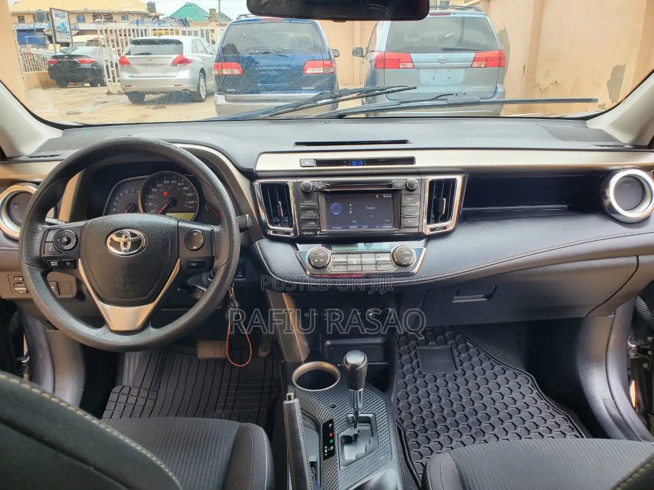 Toyota RAV4 XLE 4dr SUV (2.5L 4cyl 6A) 2014 Gray