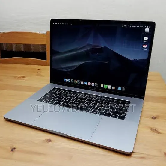 New Laptop Apple MacBook Pro 2019 16GB Intel Core i7 SSD 512GB