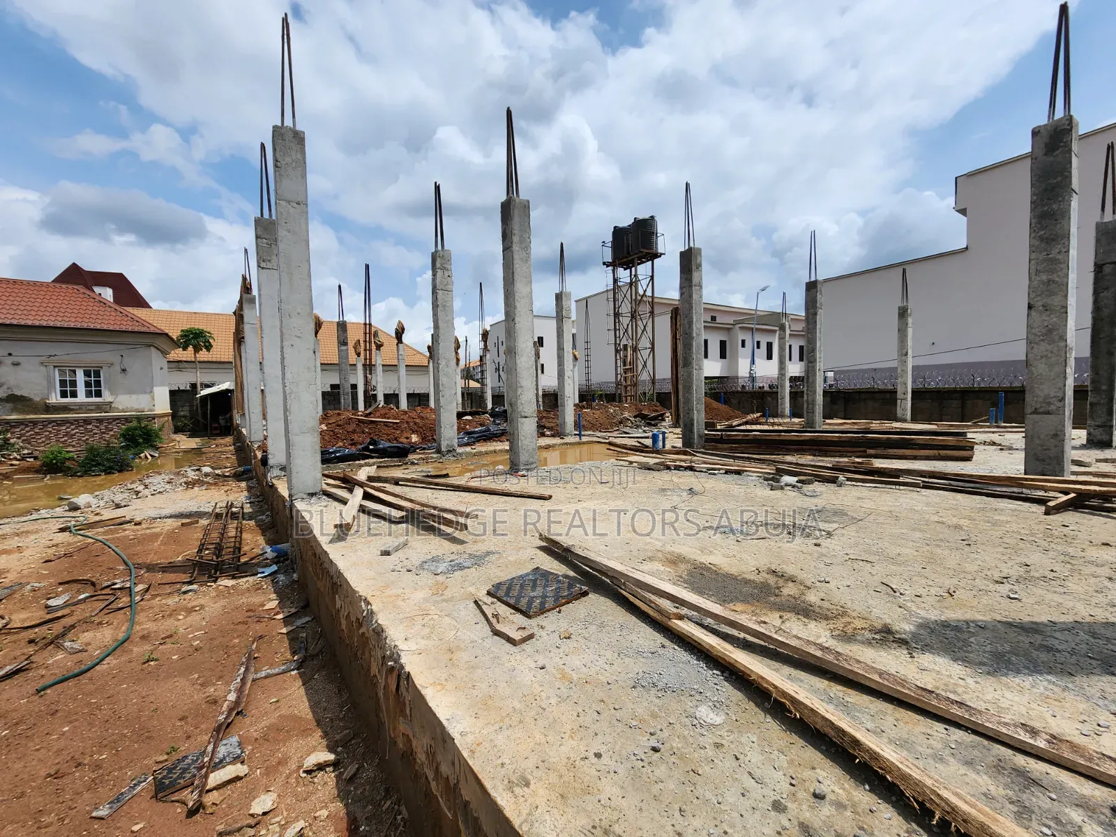 4bdrm Duplex in Kado for sale