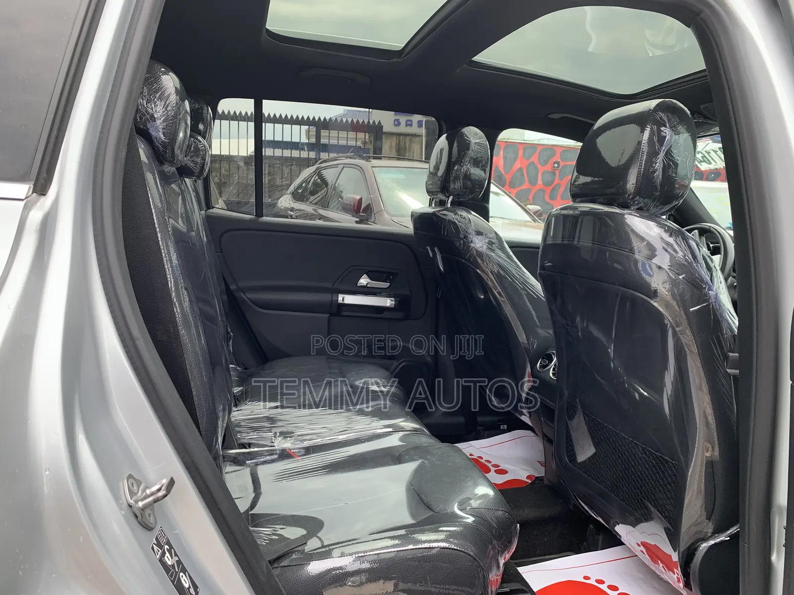Mercedes-Benz GLB-Class GLB 250 4MATIC 2020 Silver