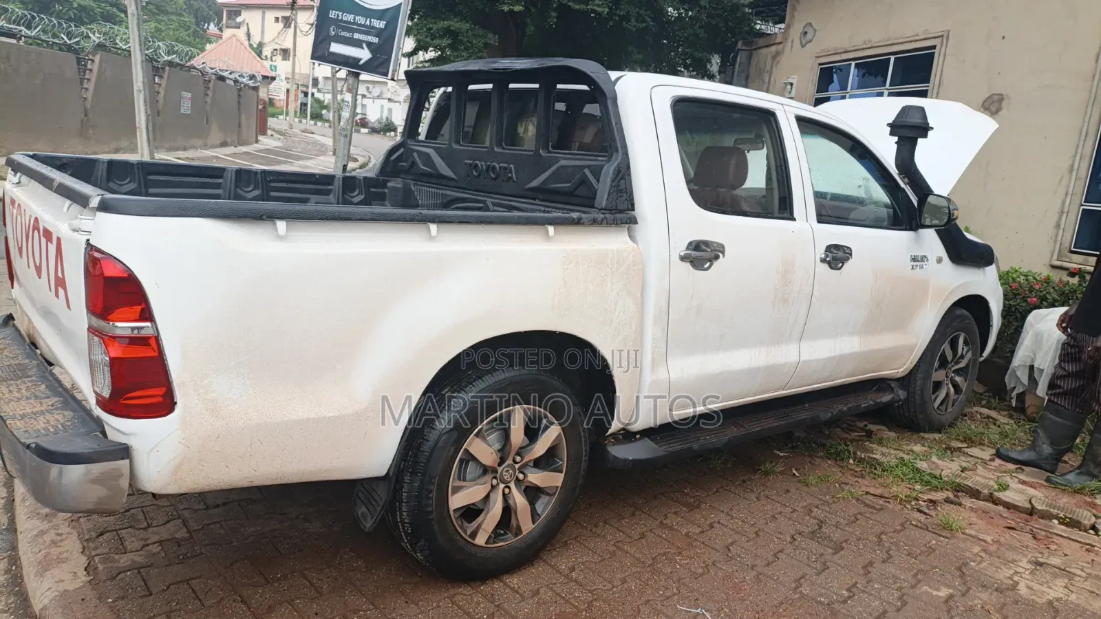 Toyota Hilux 2008 White