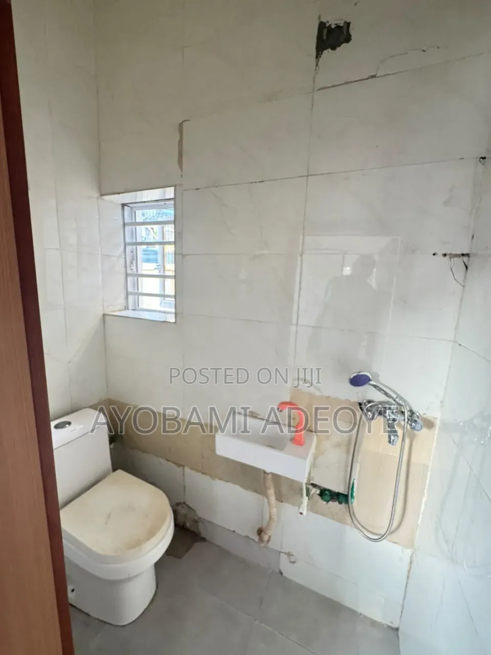 Mini Flat in Jade Villa, Chevron for rent