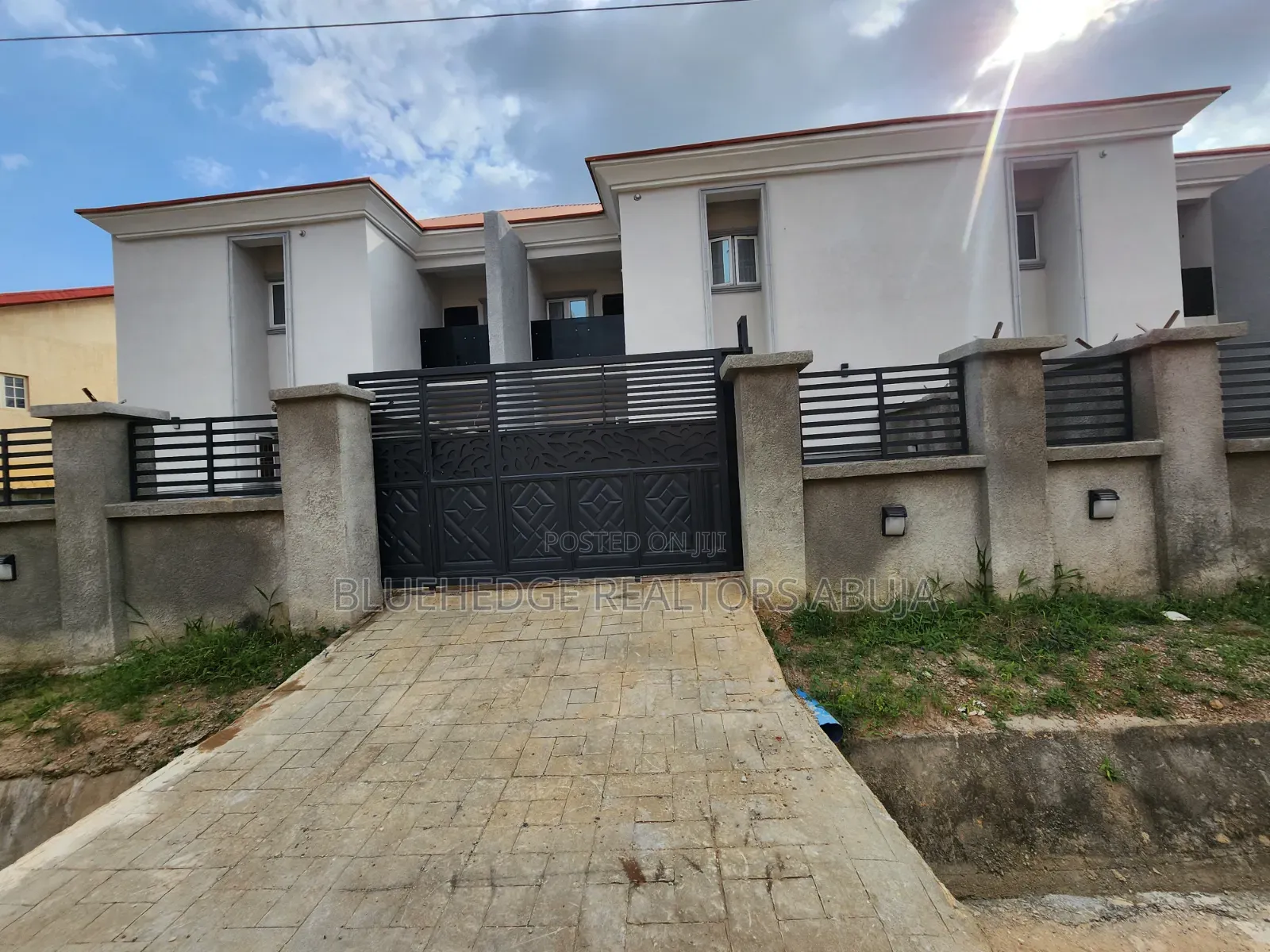 4bdrm Duplex in Choos Estate, Wasa for sale