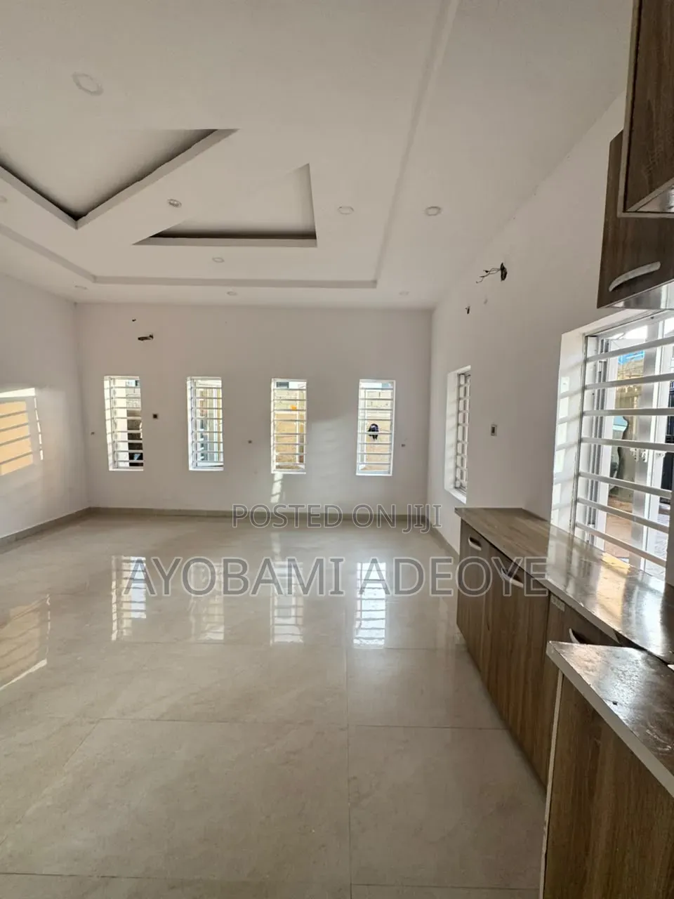 Mini Flat in Jade Villa, Chevron for rent