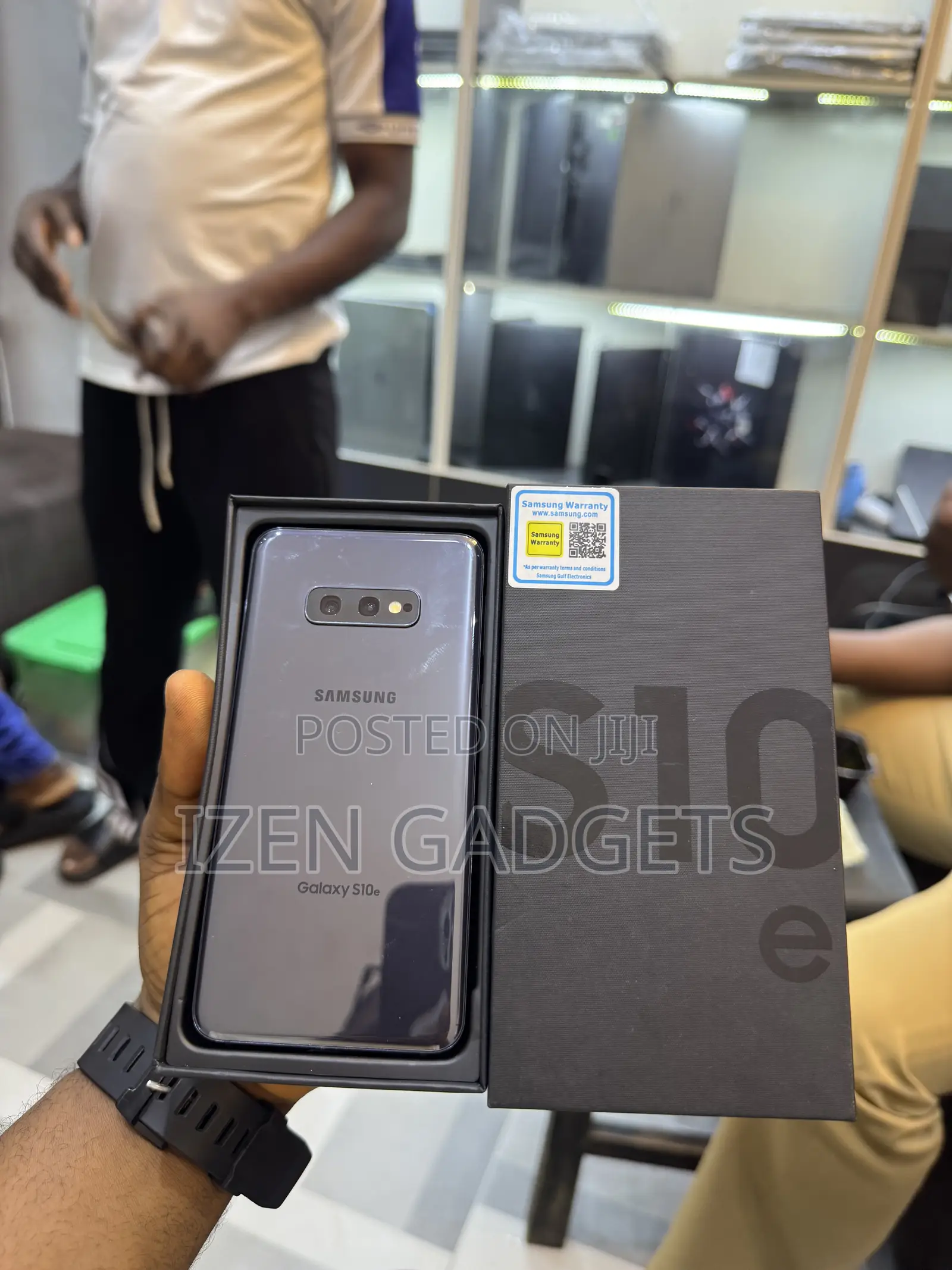 Samsung Galaxy S10e 128 GB Blue