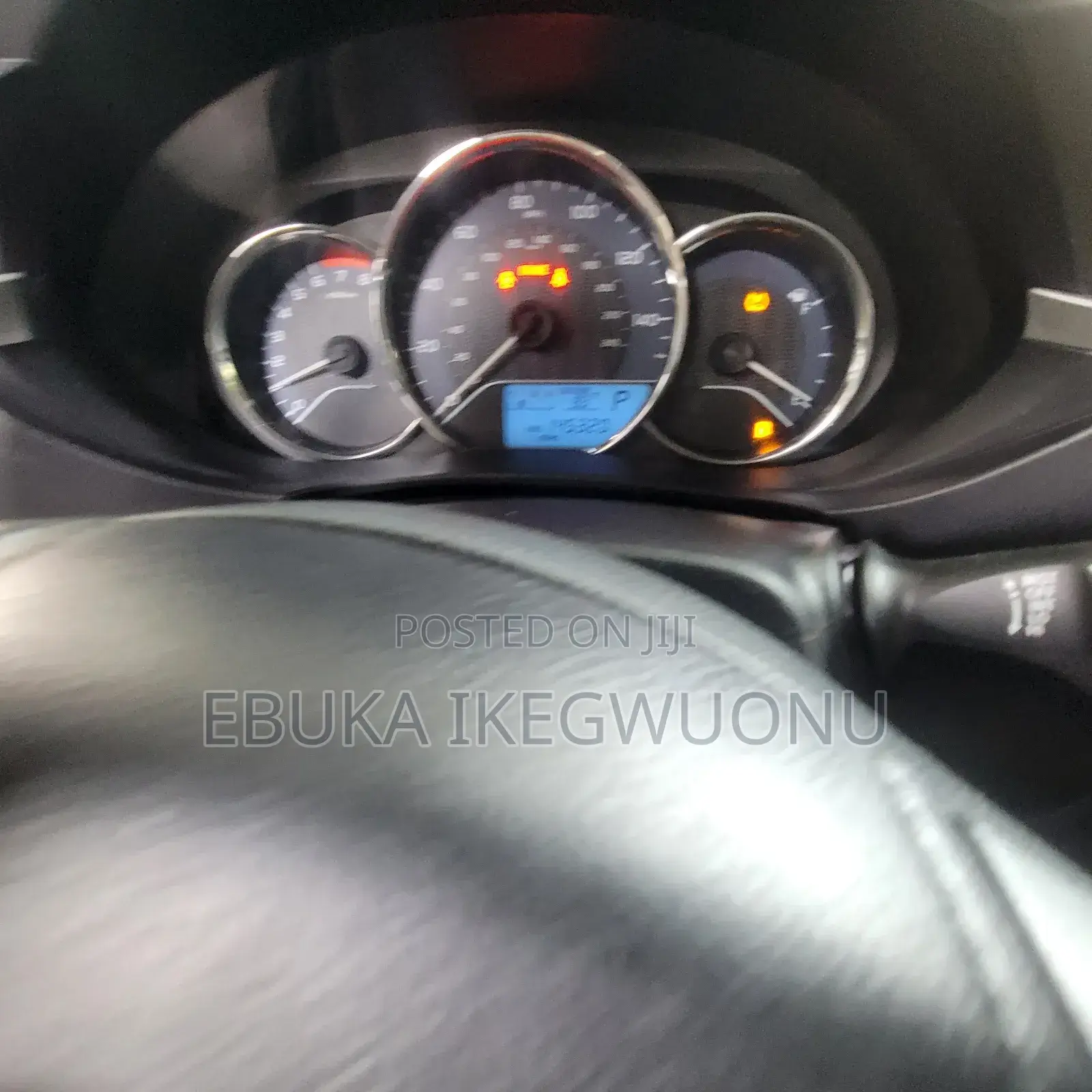 Toyota Corolla LE 4dr Sedan (1.8L 4cyl CVT) 2015 White