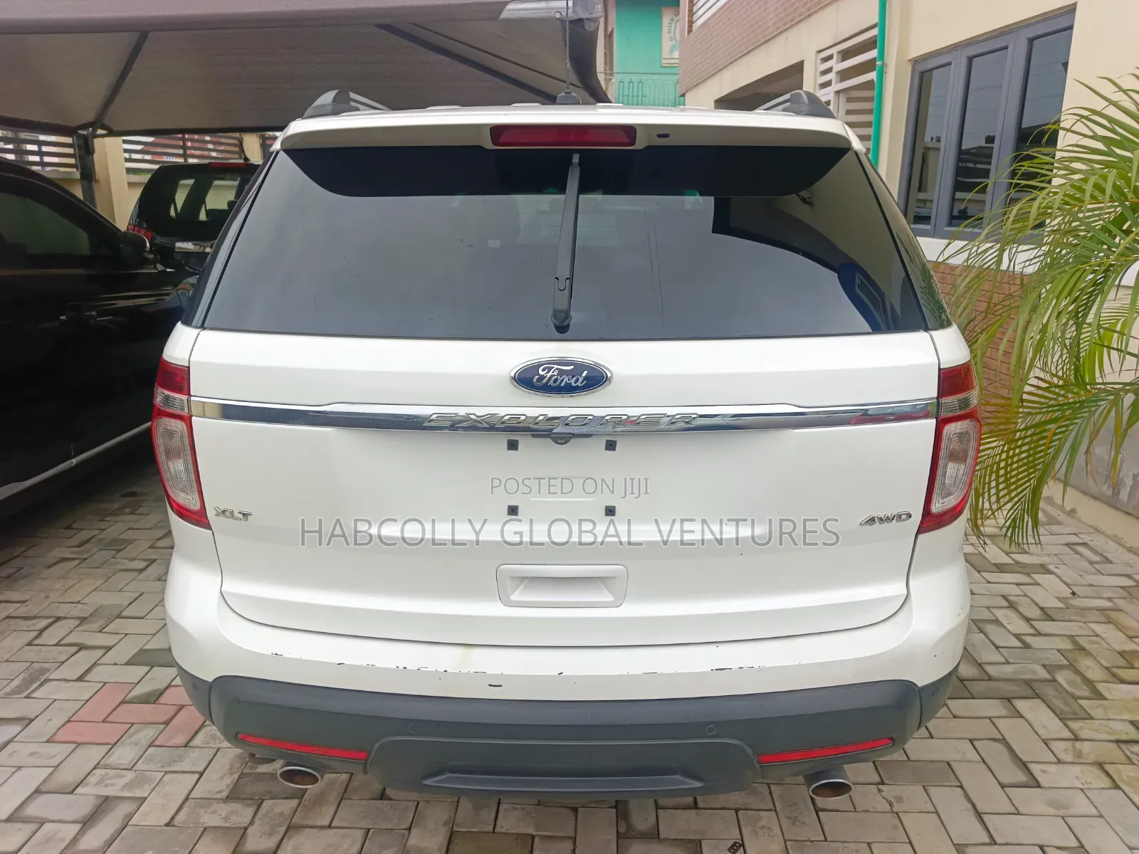 Ford Explorer 2013 White