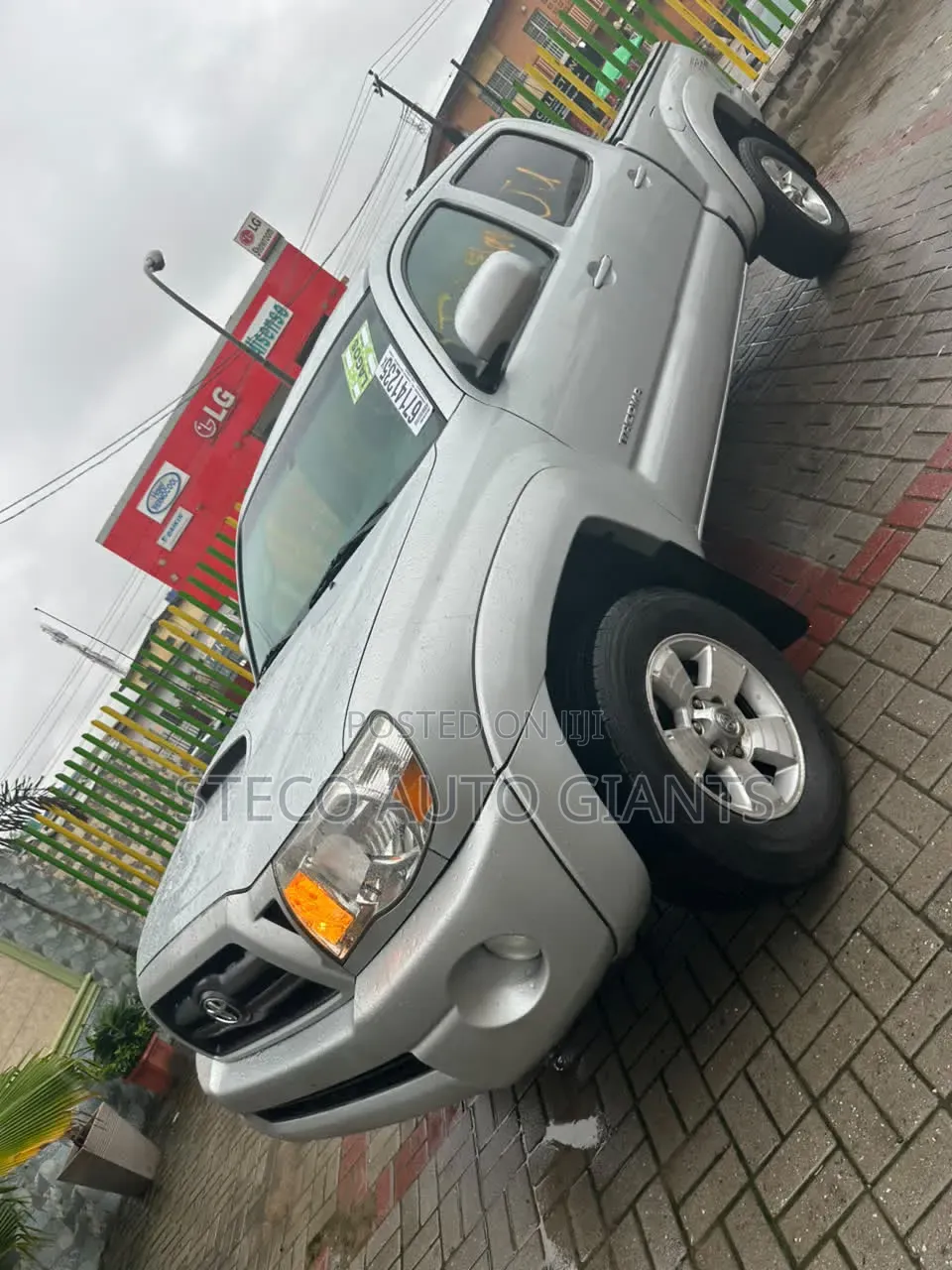 Toyota Tacoma 2012 Silver