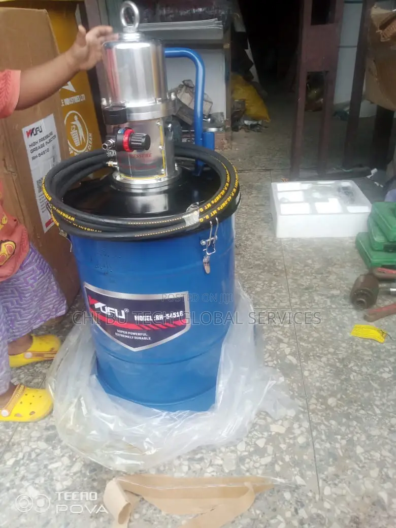 Air Operated High Pressure Grease Pump. With Check Valve. 5,000psi