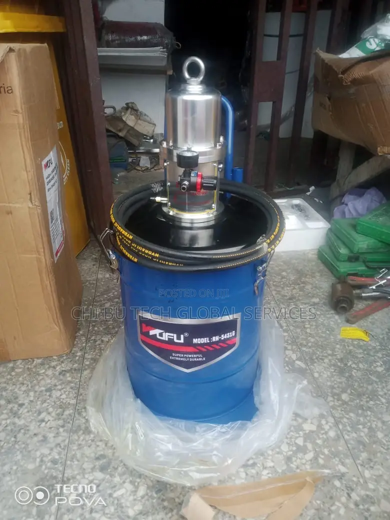Air Operated High Pressure Grease Pump. With Check Valve. 5,000psi