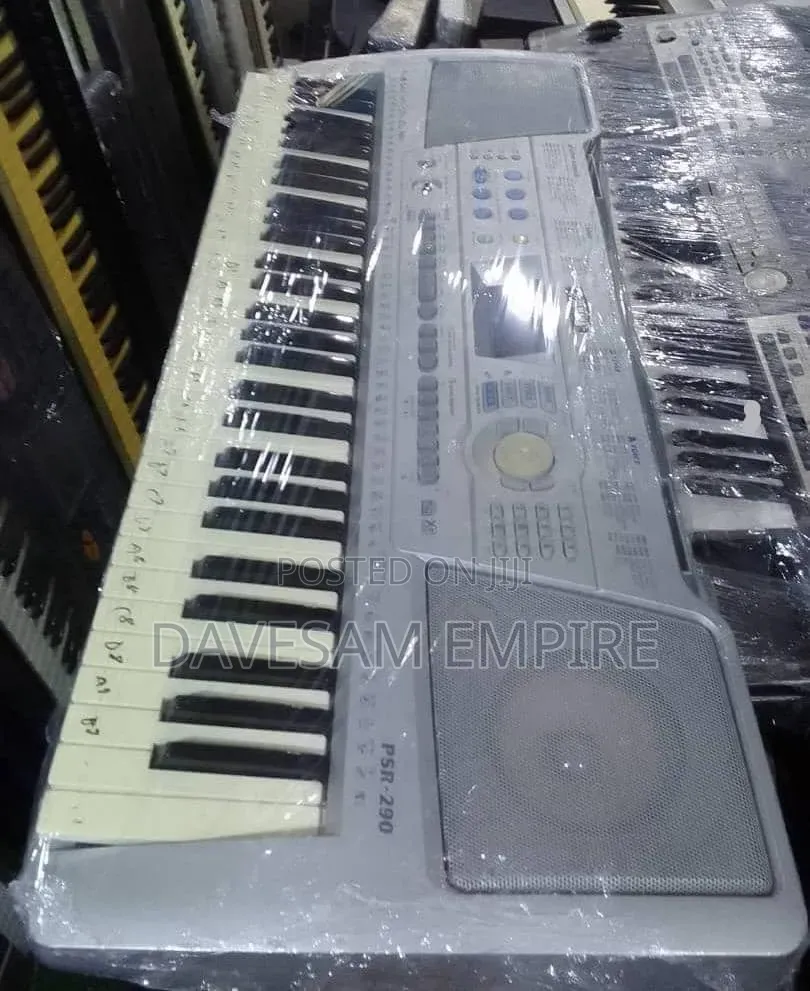 Supper Clean Direct UK Used Original Yamaha PSR 290 Keyboard