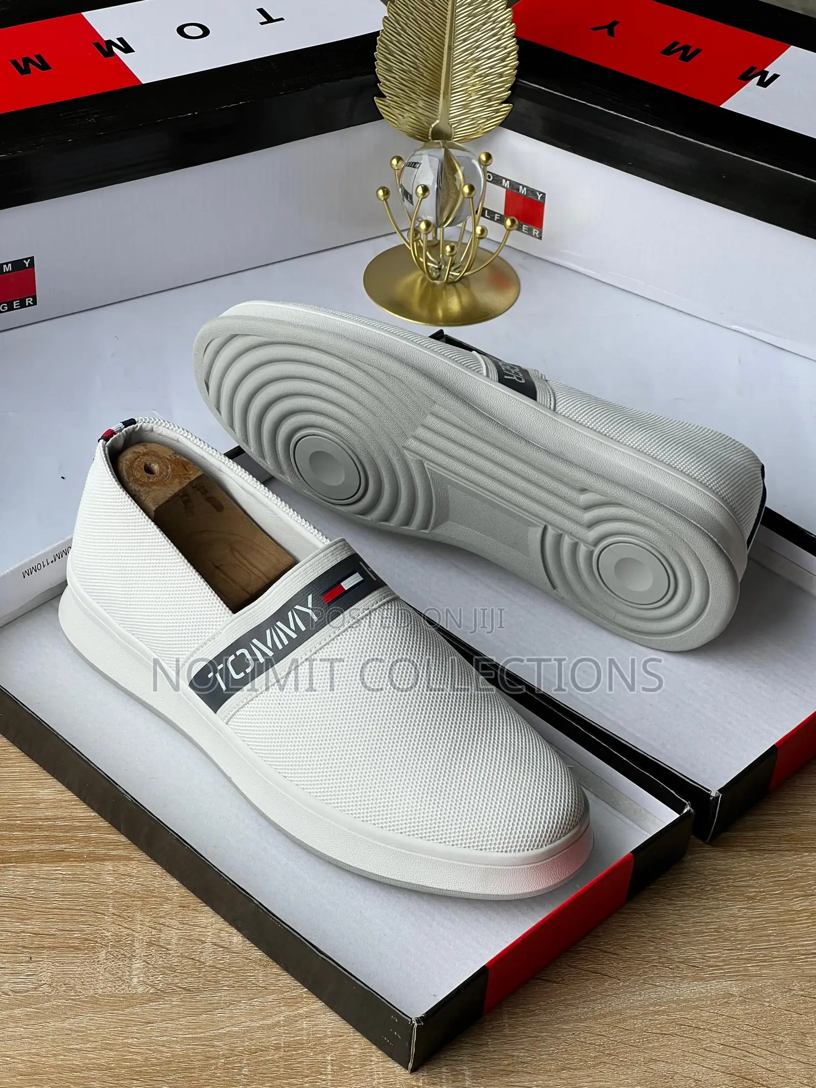 Tommy Hilfiger Men's Classic Slip on Sneakers