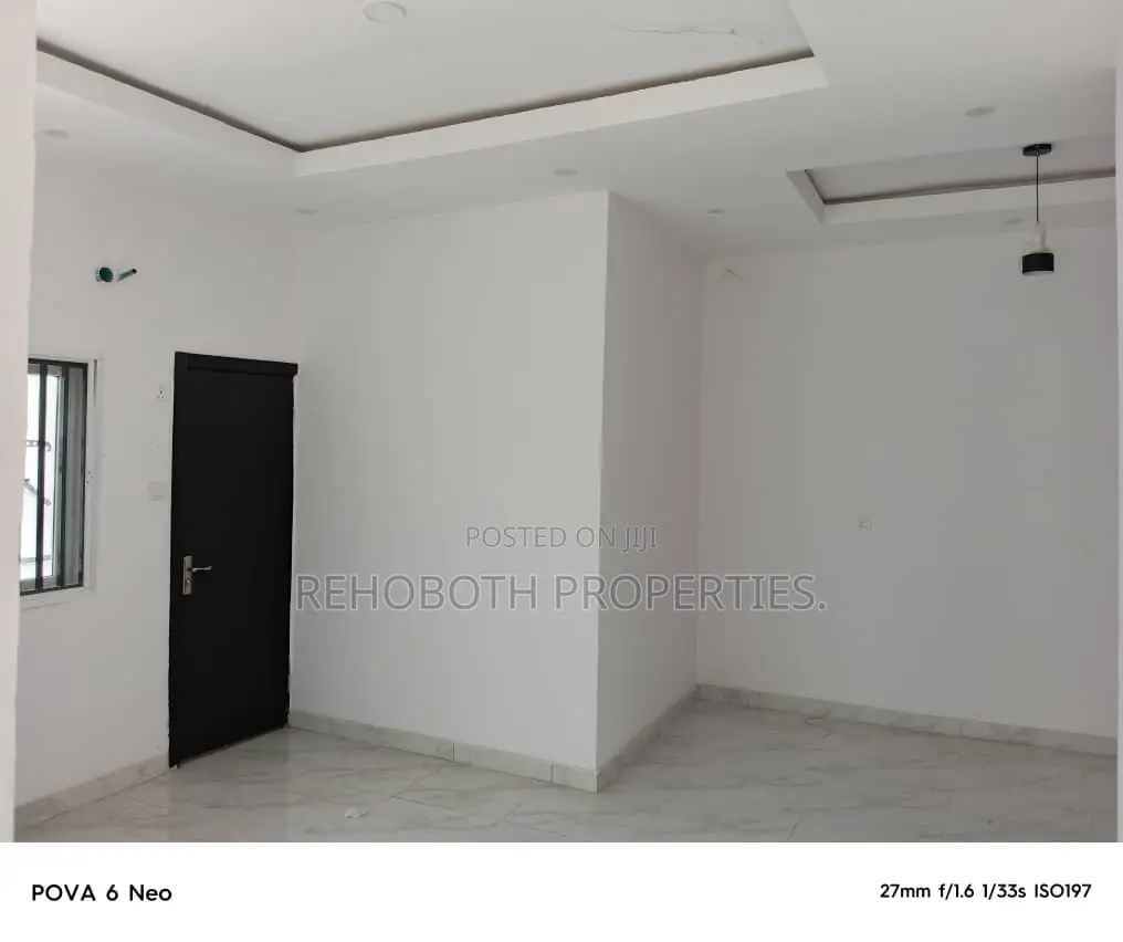 2bdrm Apartment in Star Gate Estate, Oluyole for rent