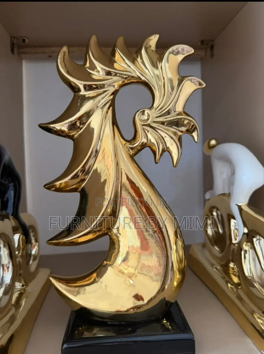 Gold Abstract Sculpture Ornament - Living Room Home Decor