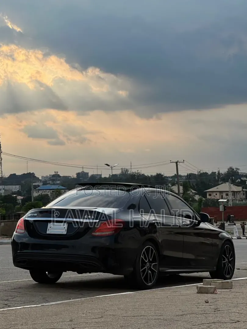 Mercedes-Benz C43 2017 Black