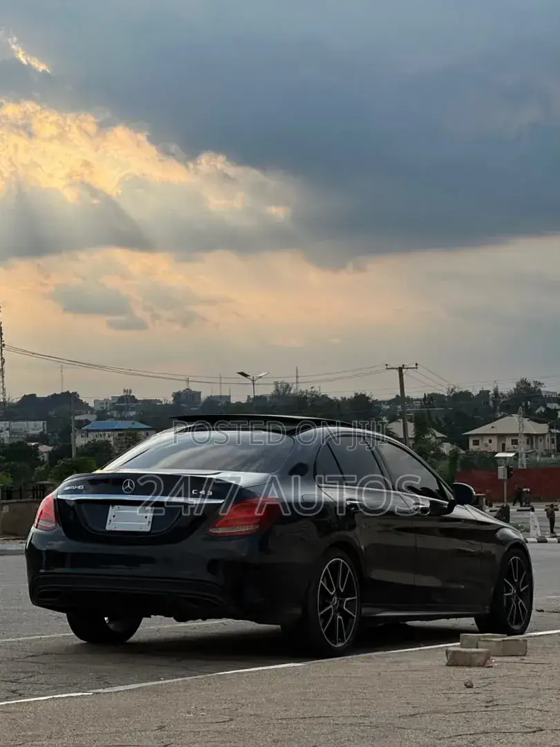 Mercedes-Benz C43 2017 Black