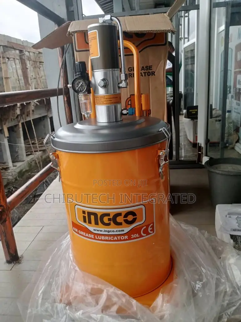 INGCO AGL02301 Air Grease Lubricator With a 30-Liter Capacity