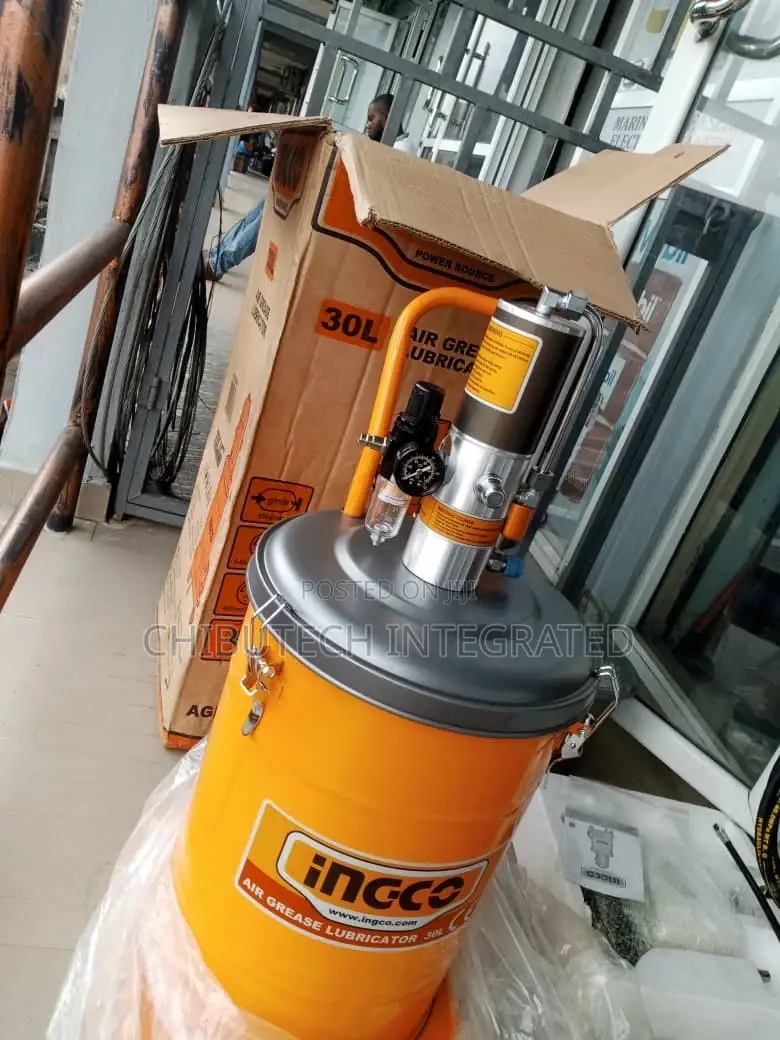 INGCO AGL02301 Air Grease Lubricator With a 30-Liter Capacity