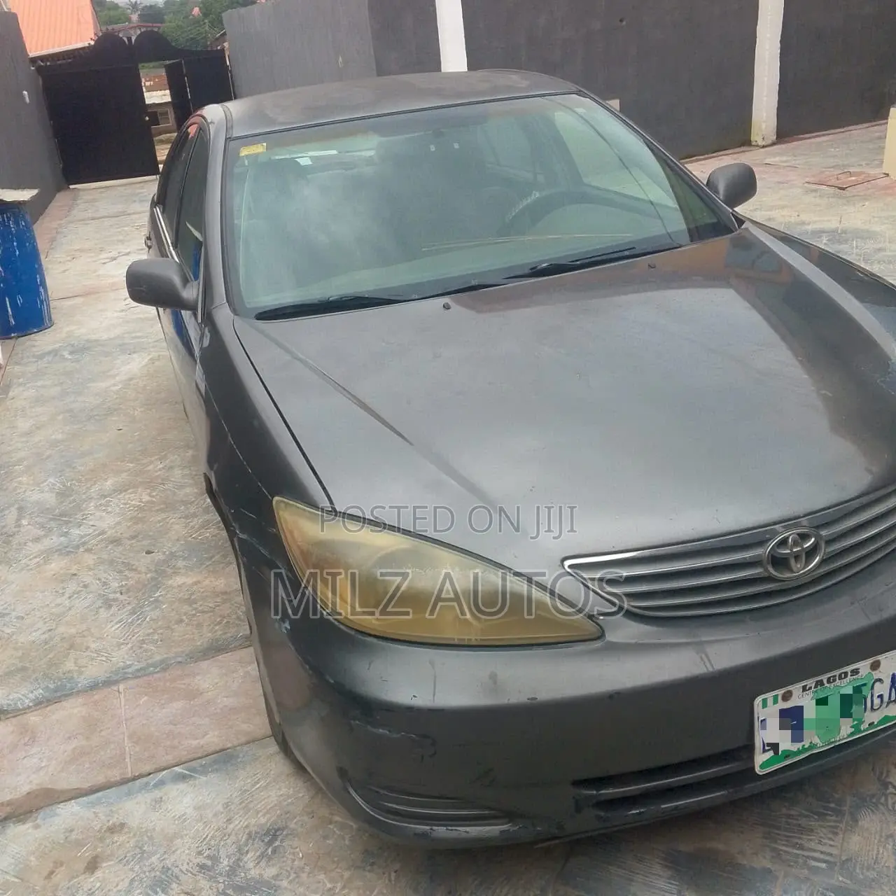 Toyota Camry 2005 Gray