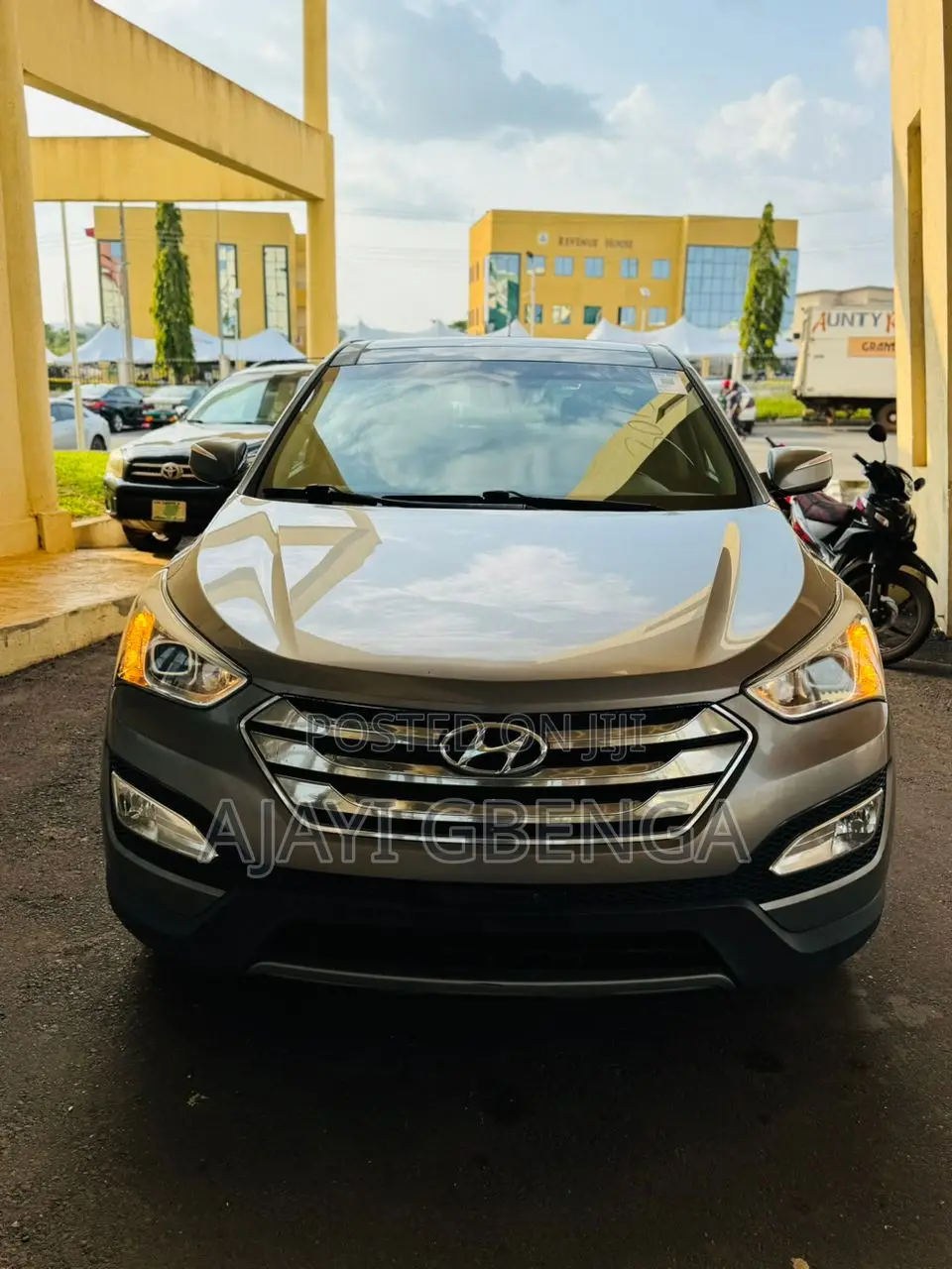 Hyundai Santa Fe Limited 4dr SUV AWD (3.3L 6cyl 6A) 2014 Gray
