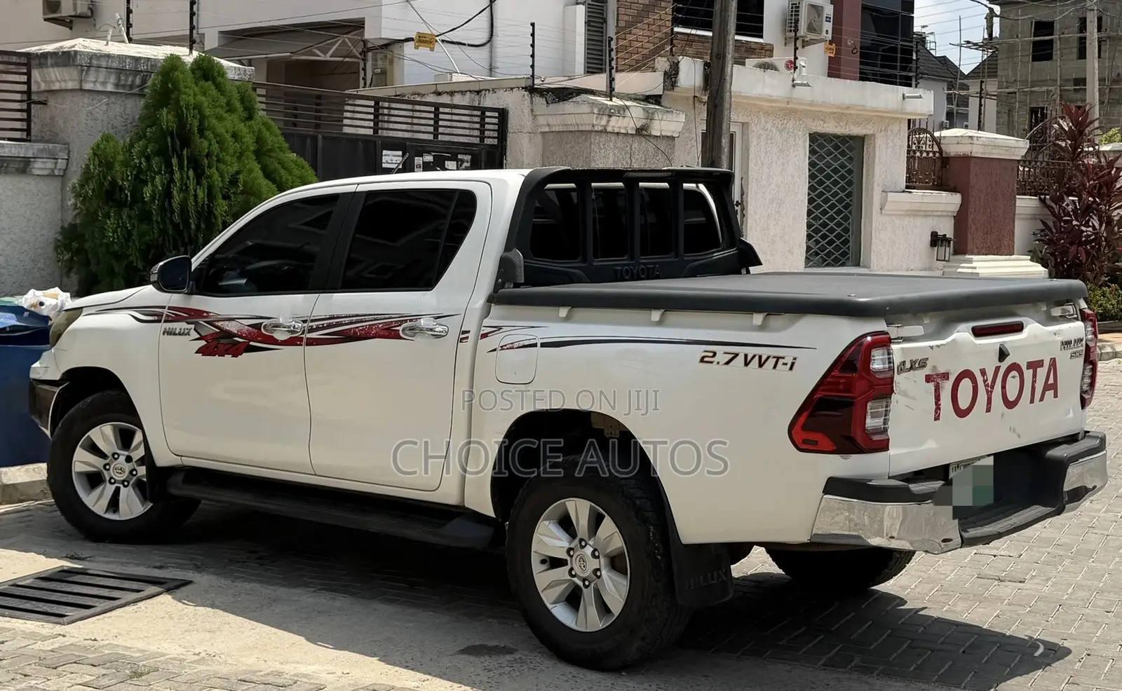 Toyota Hilux 2020 White