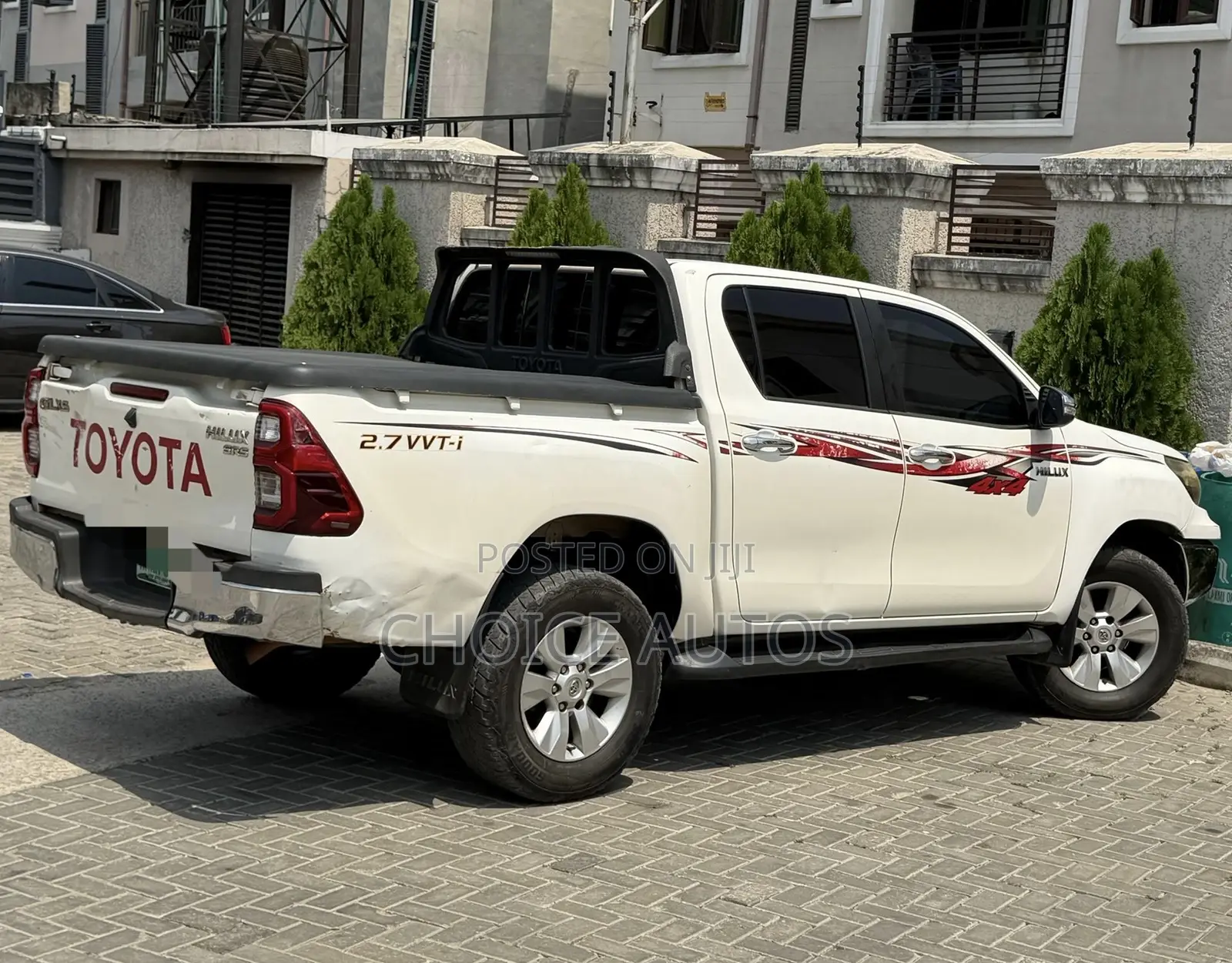 Toyota Hilux 2020 White