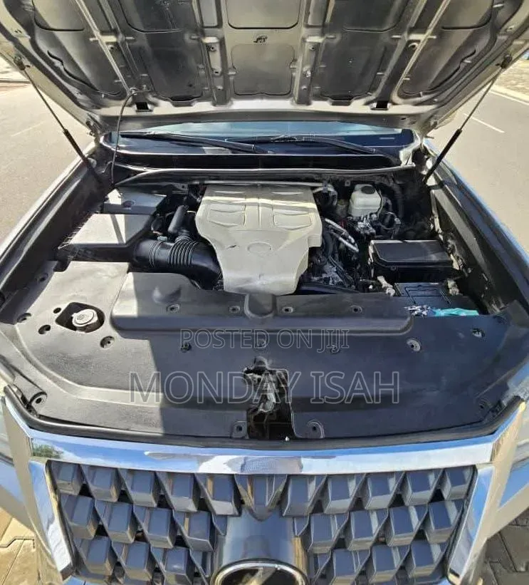 Lexus GX 2016 Silver