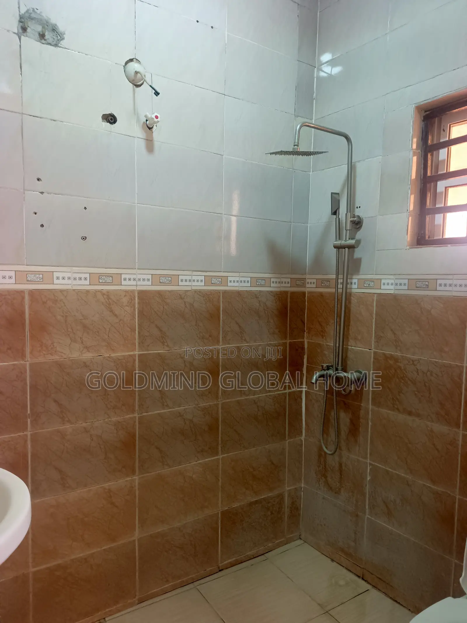 1bdrm House in Lugbe District. for sale