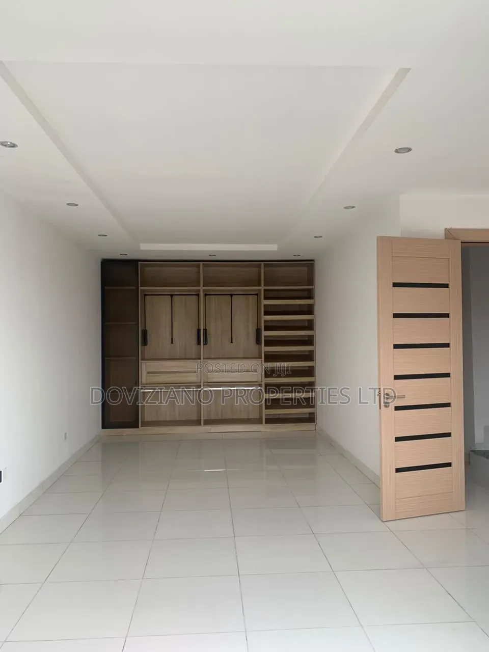 4bdrm Duplex in Parkview Estate for rent