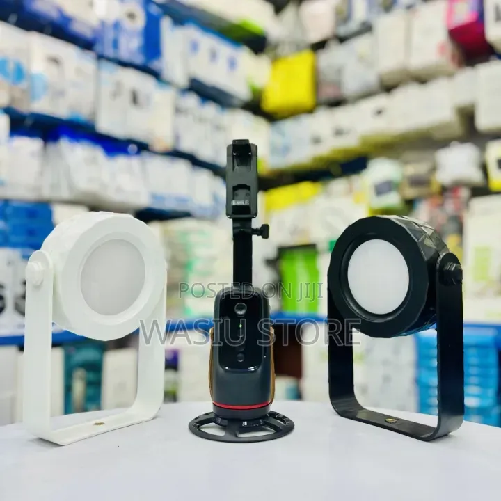 Q03 360° Automatic Face Tracking Gimbal Stabilizer