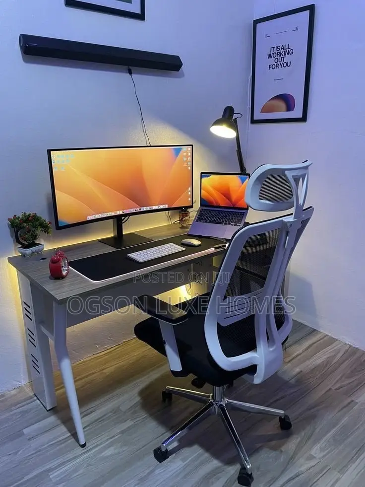 Imported Office Chair With Table