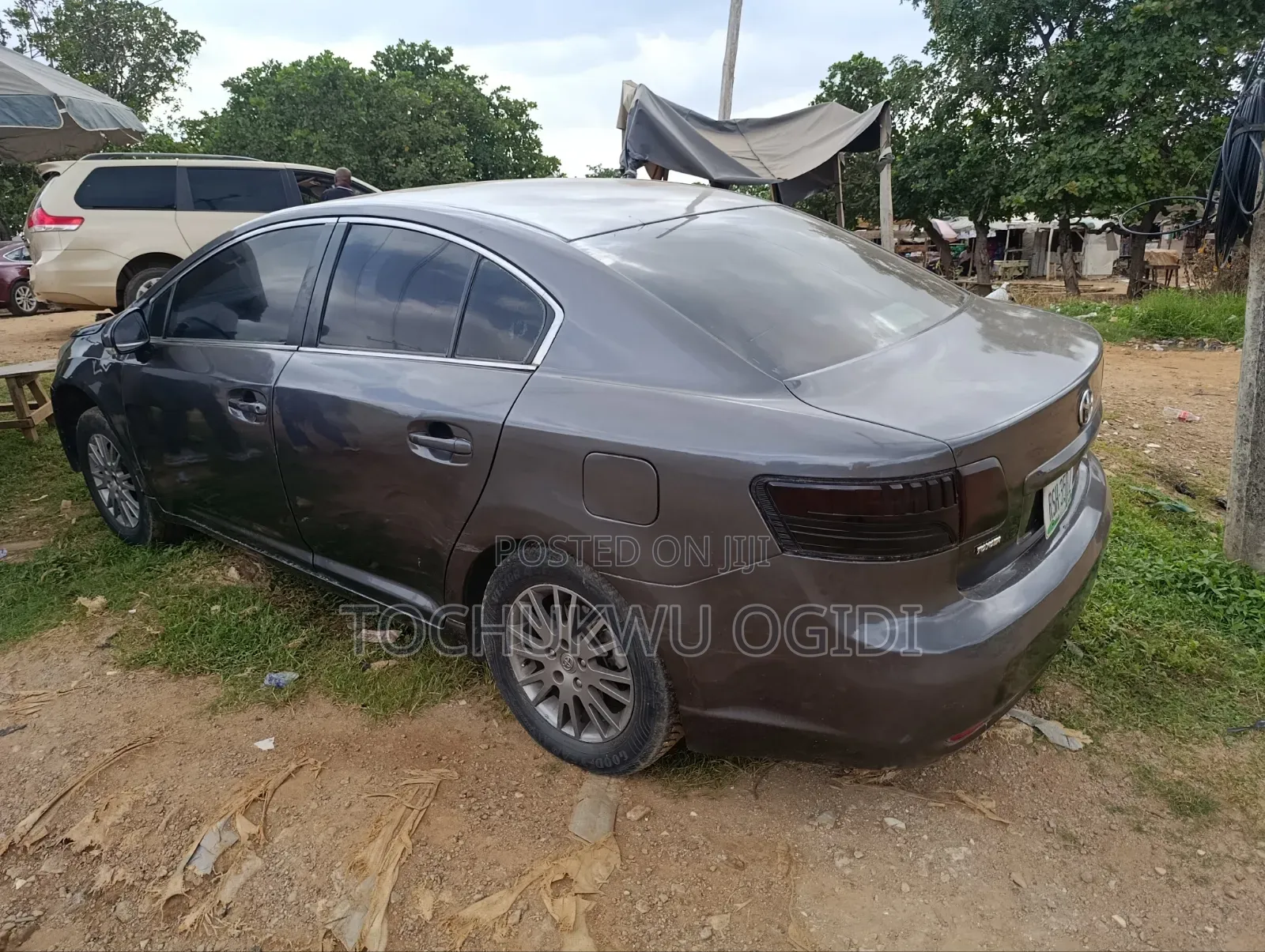 Toyota Avensis 2013 Beige