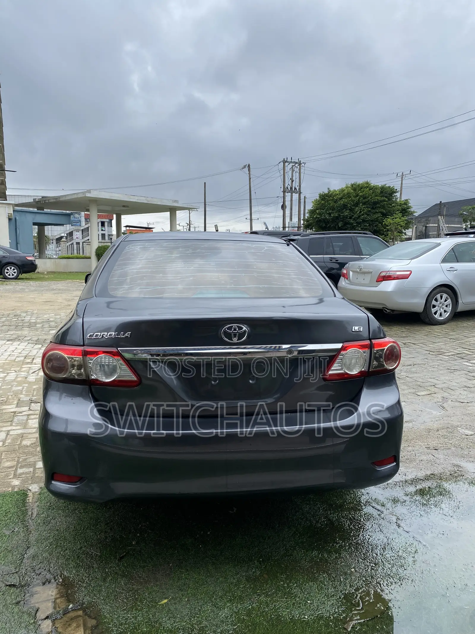 Toyota Corolla LE 4dr Sedan (1.8L 4cyl 4A) 2013 Gray