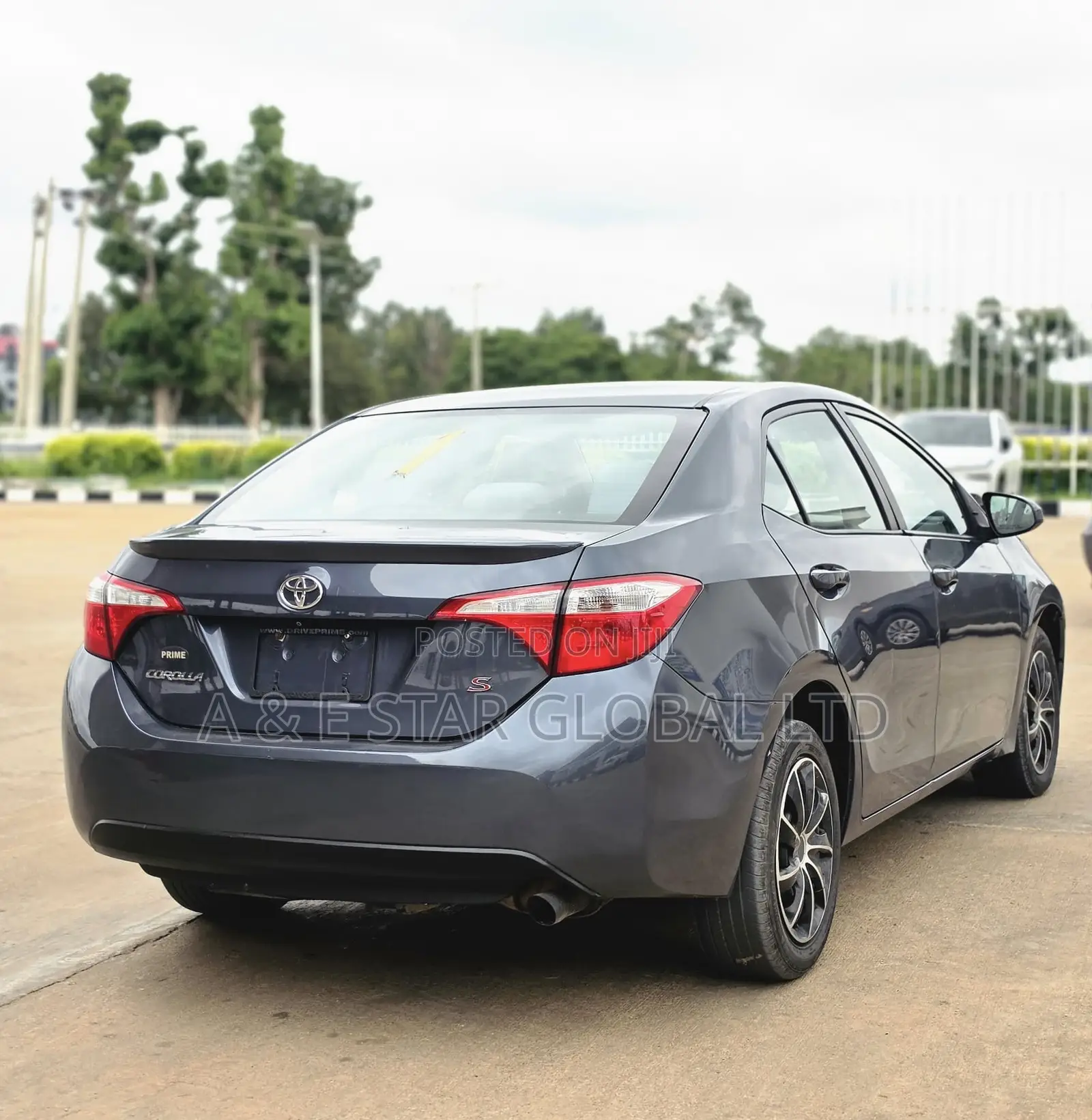 Toyota Corolla S 4dr Sedan (1.8L 4cyl CVT) 2014 Gray