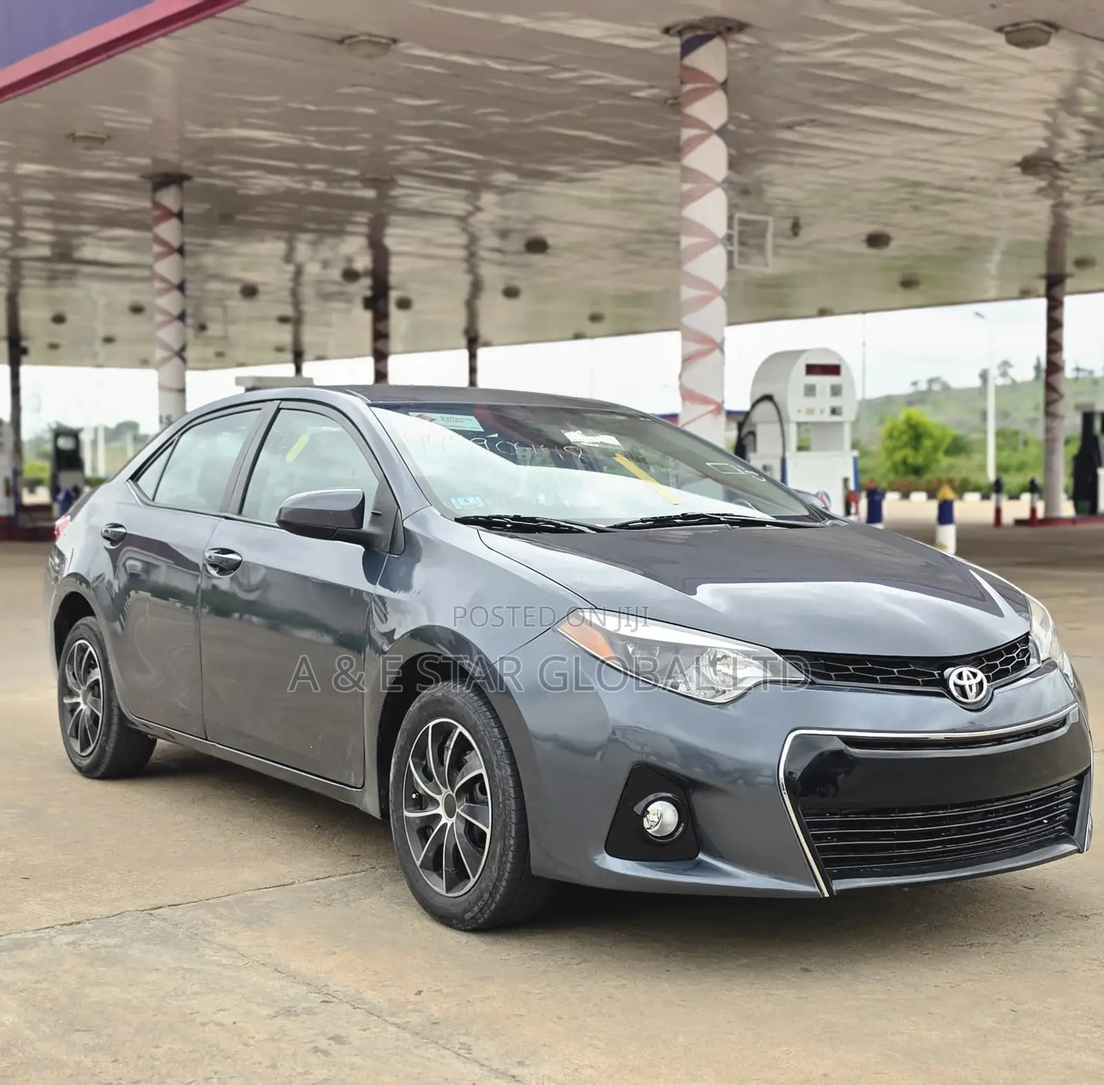 Toyota Corolla S 4dr Sedan (1.8L 4cyl CVT) 2014 Gray