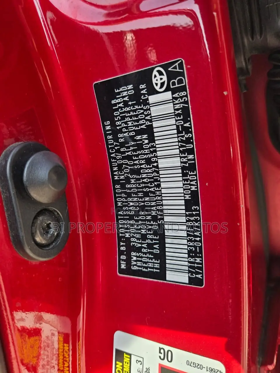 Toyota Corolla LE (1.8L 4cyl 2A) 2018 Red