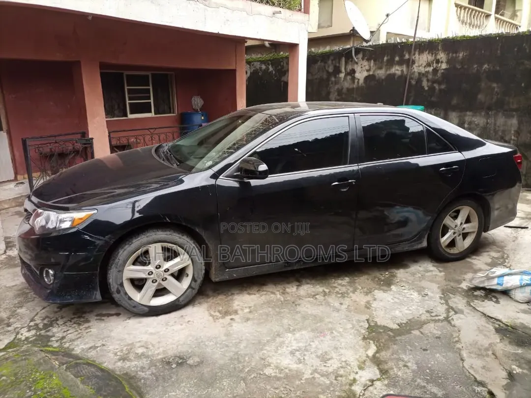 Toyota Camry 2012 Black