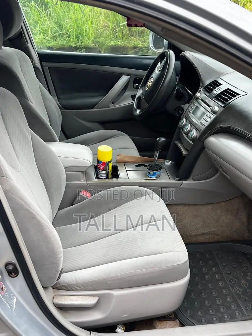 Toyota Camry 2.4 LE 2008 Silver