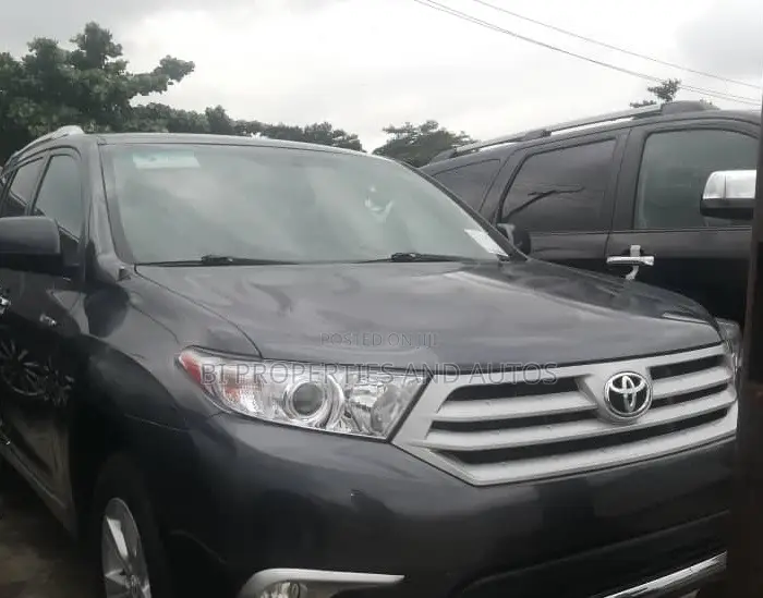 Toyota Highlander 2012 Black