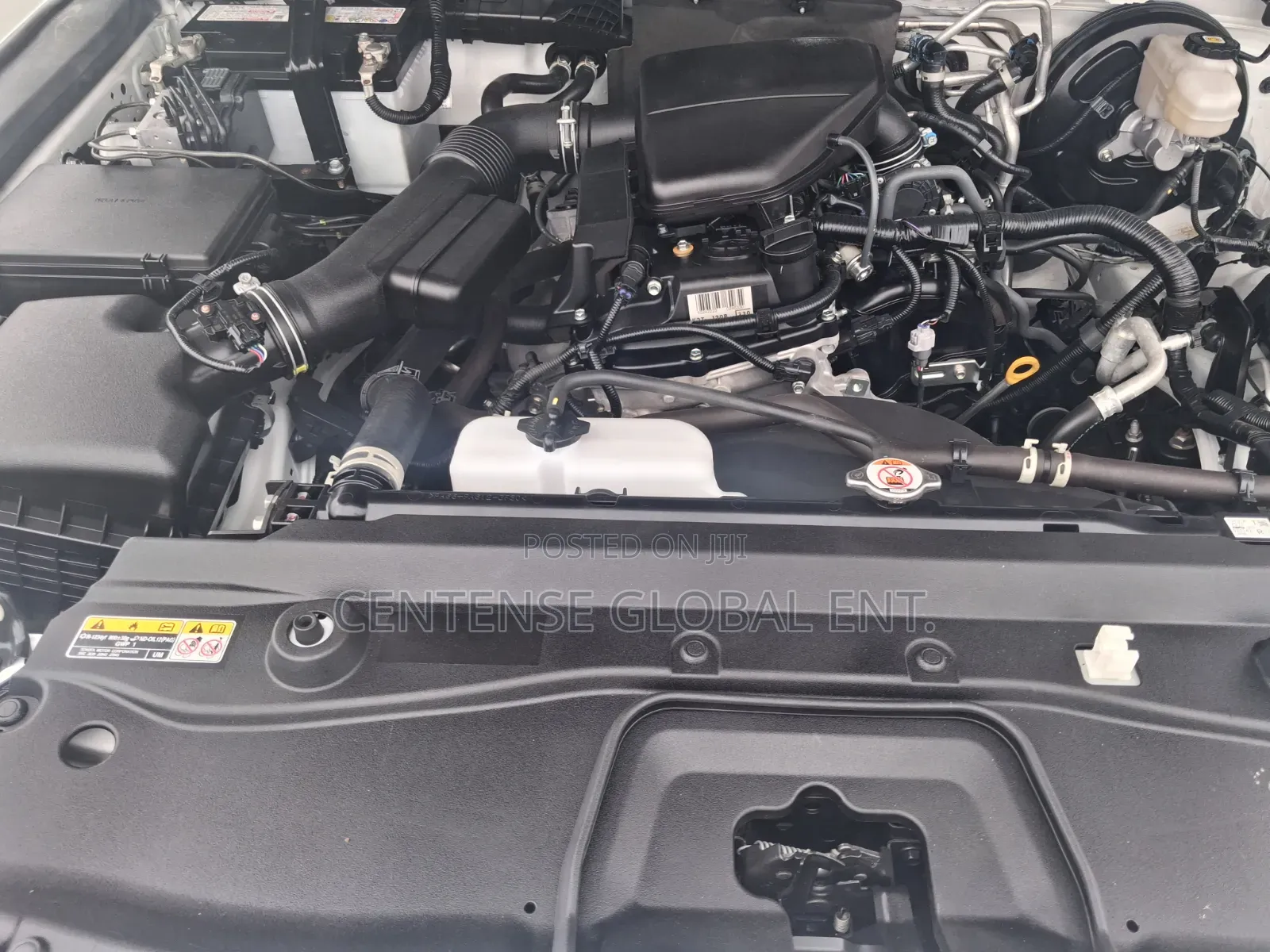 Toyota Land Cruiser 2025 White
