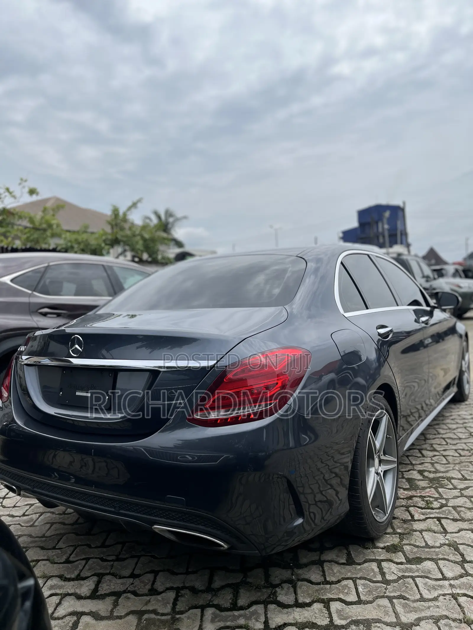 Mercedes-Benz C300 Sport 4dr RWD Sedan (2.0L 4cyl 7A) 2015 Blue