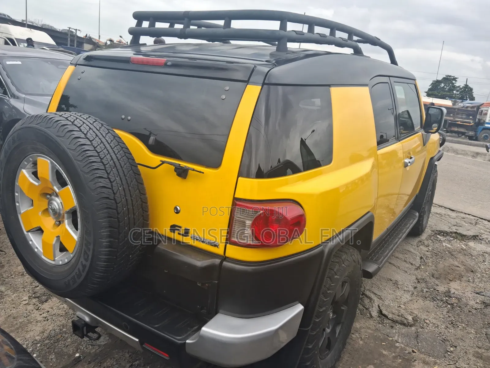 Toyota FJ Cruiser 2007 Yellow