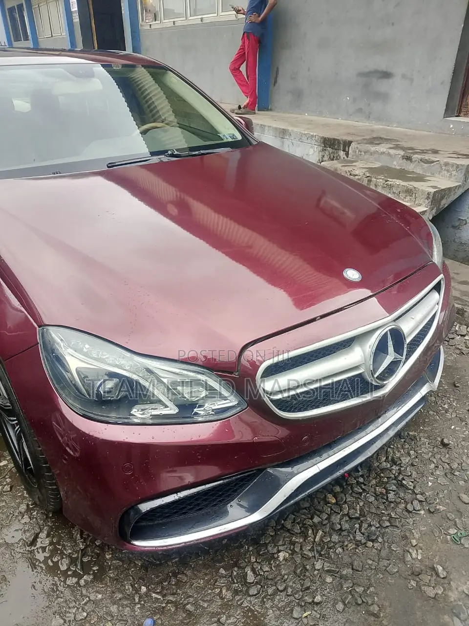 Mercedes-Benz E350 Base 4dr Sedan RWD (3.5L 6cyl 7A) 2011 Red
