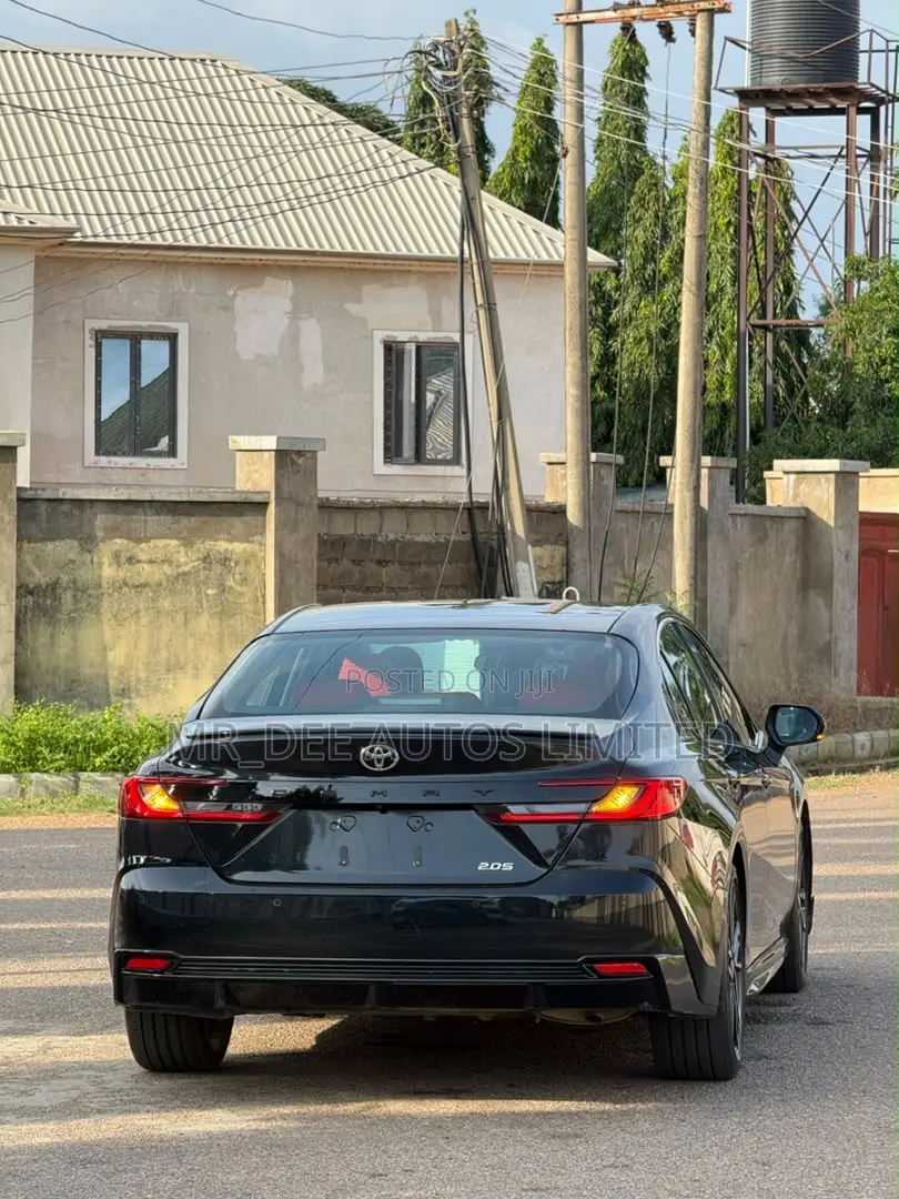 Toyota Camry 2025 Black
