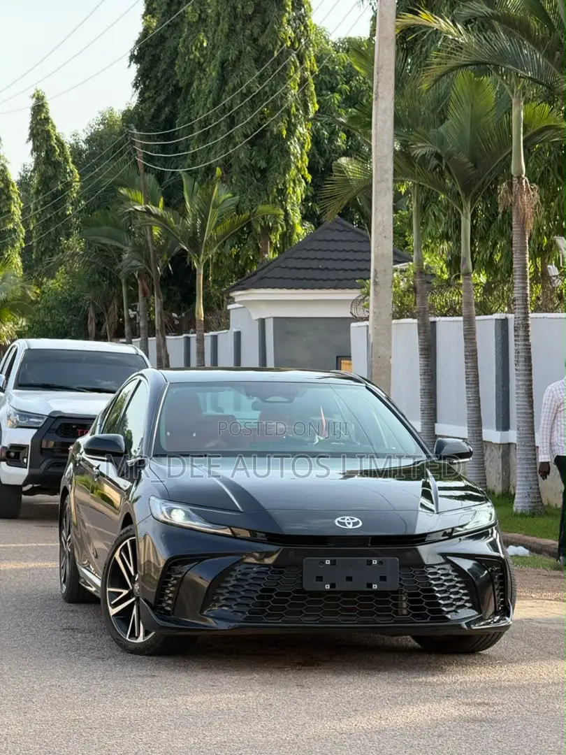 Toyota Camry 2025 Black